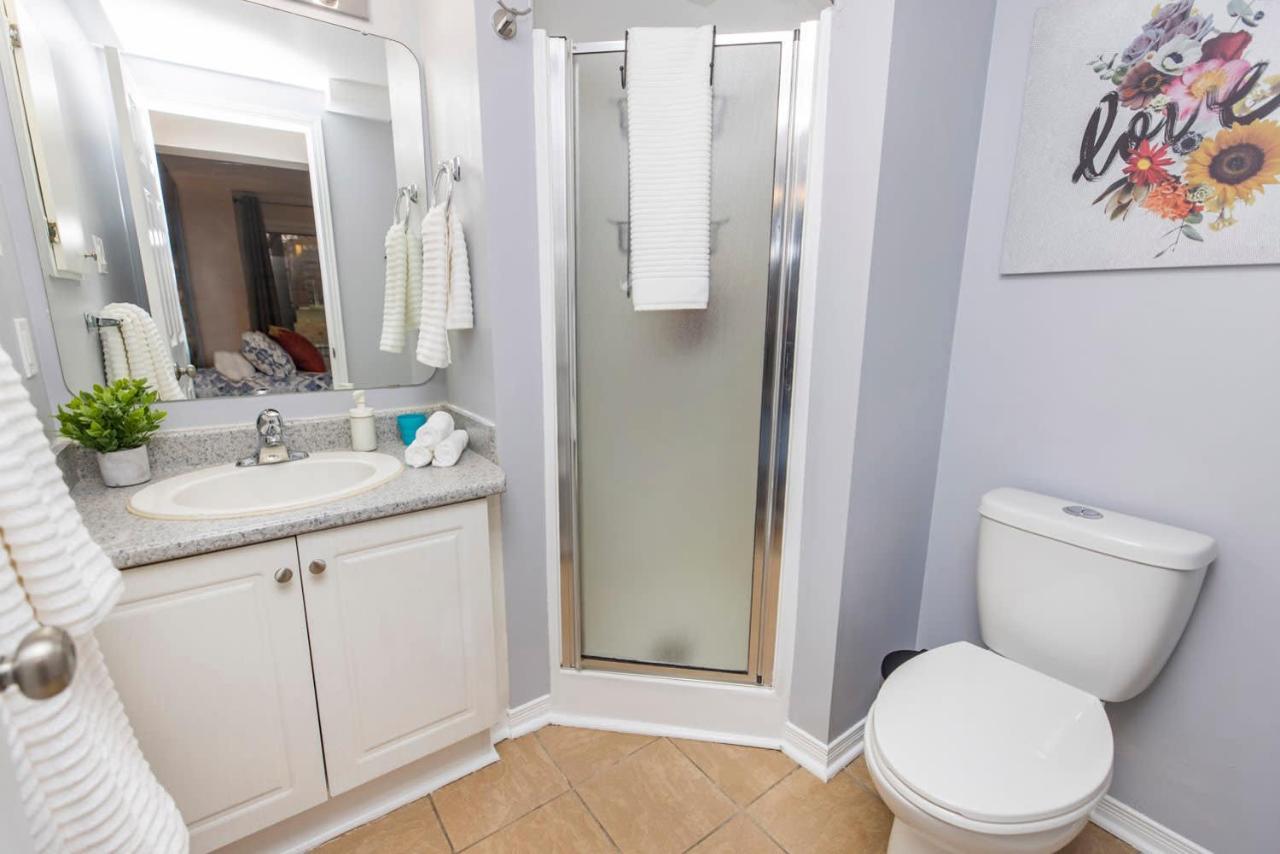 Modern Studio W King Bed - Central Ottawa Zewnętrze zdjęcie